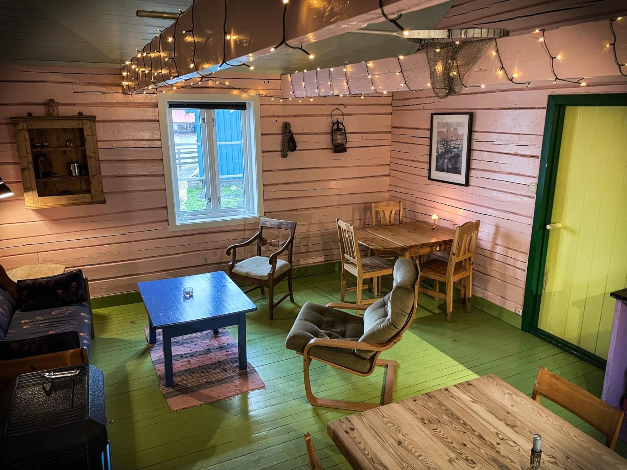 Lofoten Hostel Ballstad - Rorbua  God stemning  - Good Wibe Cabin Exterior foto
