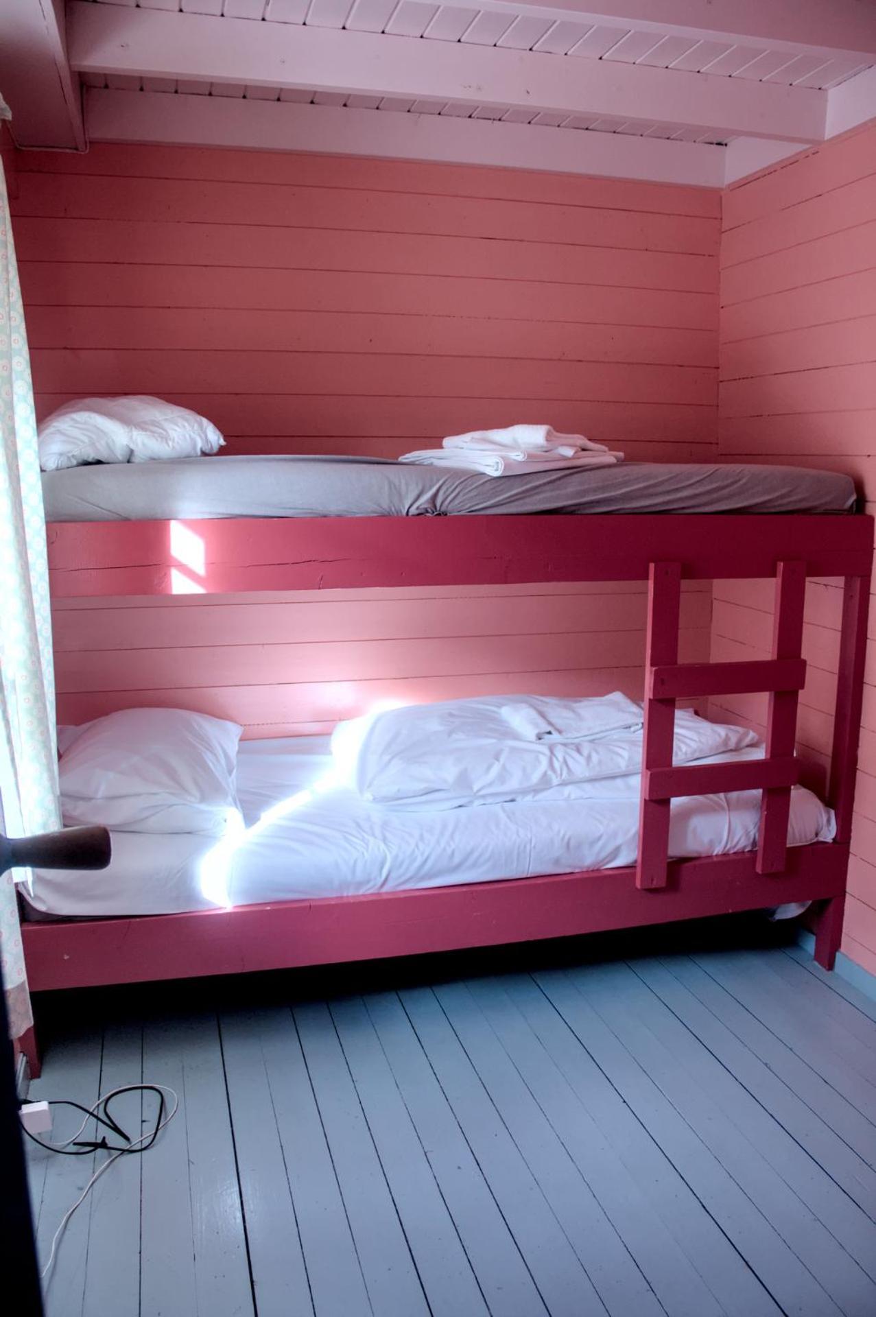 Lofoten Hostel Ballstad - Rorbua  God stemning  - Good Wibe Cabin Exterior foto
